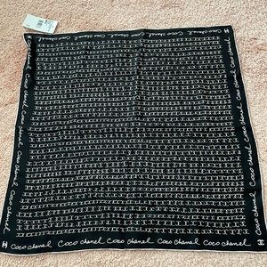 NEW chanel scarf